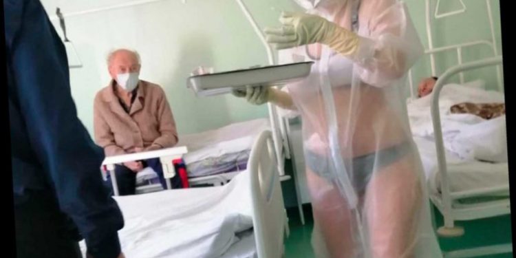 Nurse sanctioned for wearing revealing outfit while treating COVID-19 patients