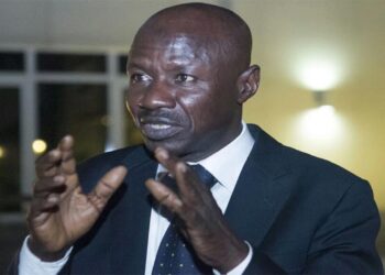 Security operatives bar journalists as Magu appears before panel