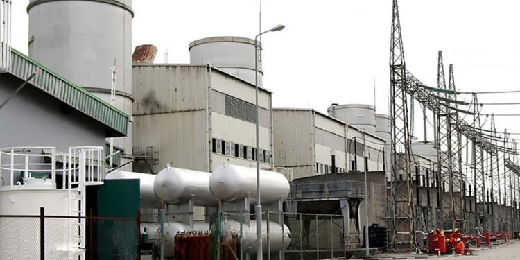 Port Harcourt in total darkness, as angry youths shut Afam Power station