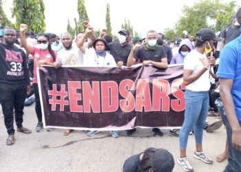#EndSARS Protesters Attacked Police Station, Policeman killed,others hospitalised
